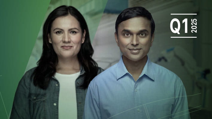 Two people on a coloured background